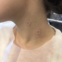 MORSO VAMPIRO SILICONE -Negozio Di Trucchi Per Effetti Speciali 800x800 stupr3044 morso vampiro silicone 2