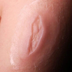 PICCOLO SQUARCIO SILICONE -Negozio Di Trucchi Per Effetti Speciali 800x800 stupr3102 piccolo squarcio silicone 3