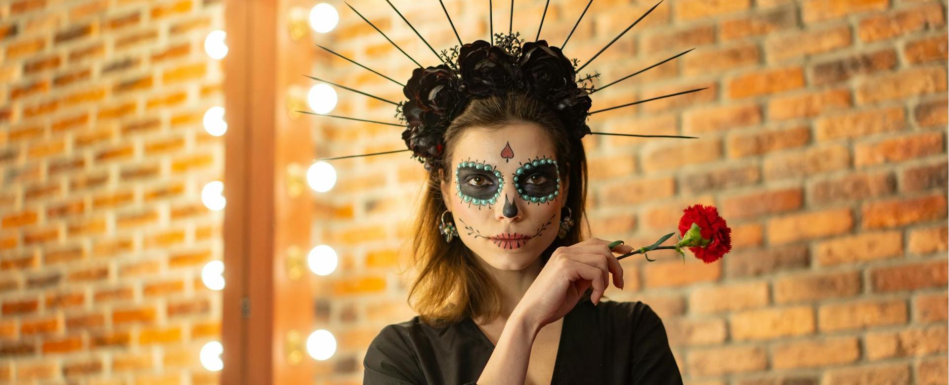 Negozio Di Trucchi Per Effetti Speciali -Negozio Di Trucchi Per Effetti Speciali pexels mikhail nilov 7706334